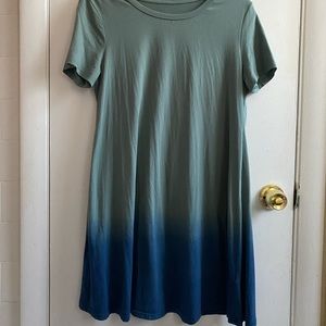 OMBRÉ BLUE GREEN T SHIRT DRESS!